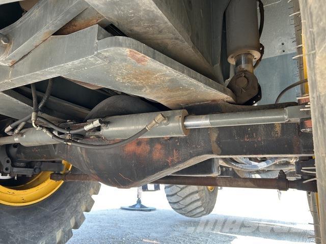 Grove RT700E R/T 크레인