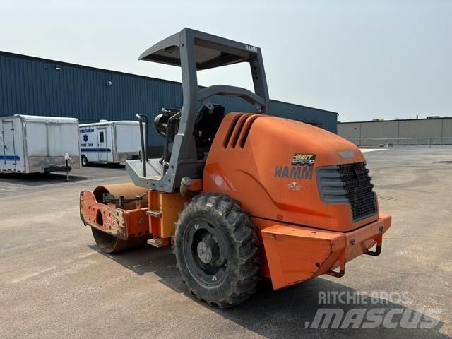 Hamm 3205 싱글 드럼 롤러
