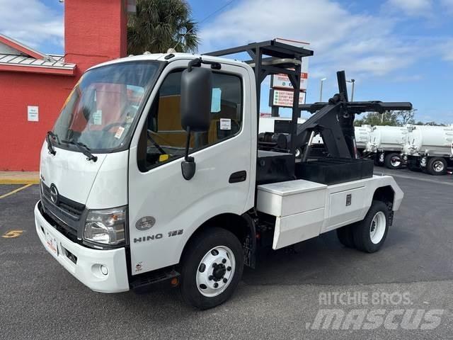 Hino 155 회수 차량