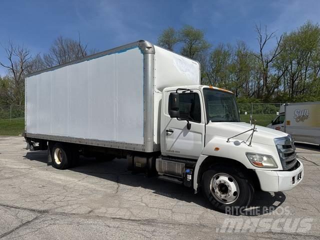 Hino 238 탑차 트럭