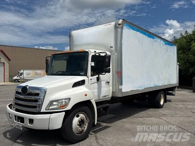 Hino 268 탑차 트럭
