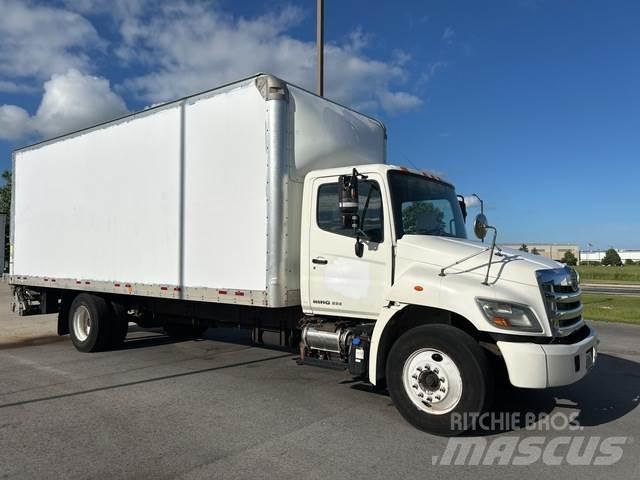 Hino 268 탑차 트럭
