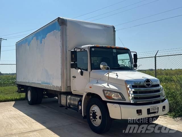 Hino 268 탑차 트럭