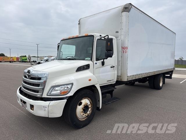 Hino 268 탑차 트럭