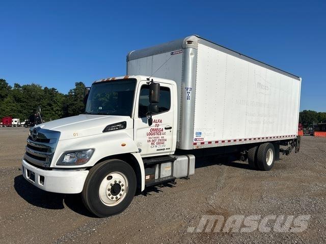 Hino 268 탑차 트럭