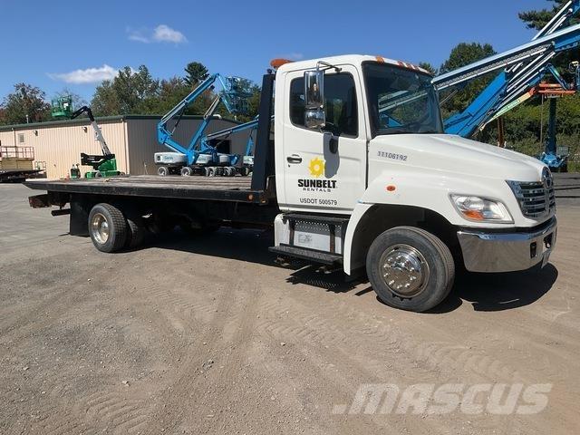 Hino 268 회수 차량