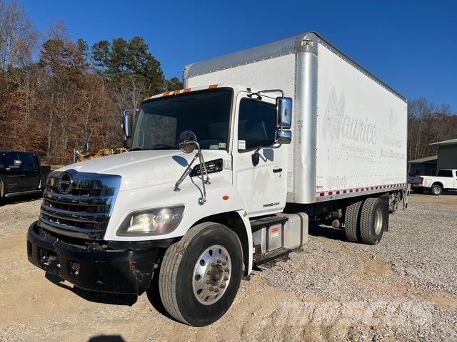 Hino 268 탑차 트럭