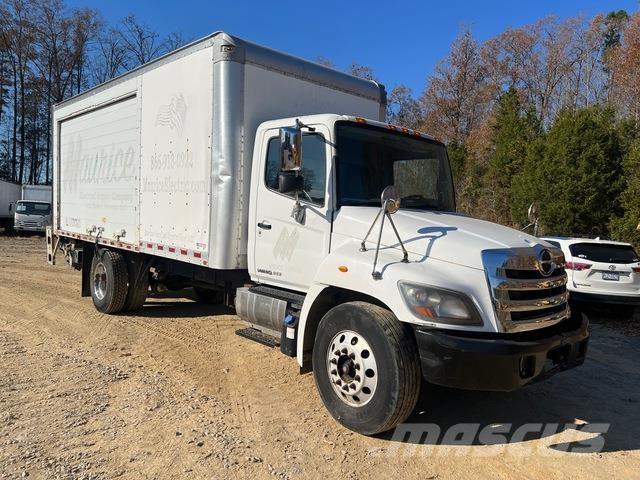 Hino 268 탑차 트럭