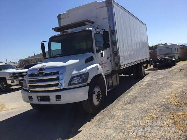 Hino 338 탑차 트럭
