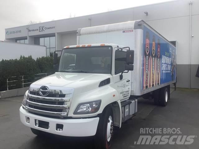 Hino 338 탑차 트럭