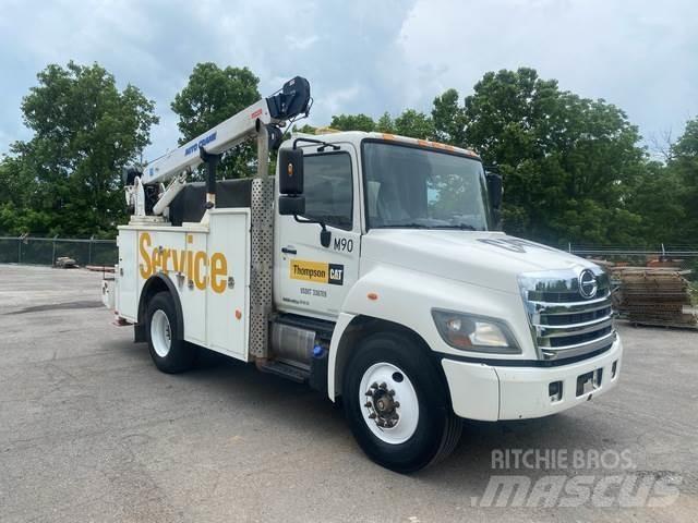 Hino 338 시립/다목적 차량
