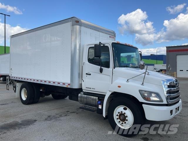 Hino 338 탑차 트럭
