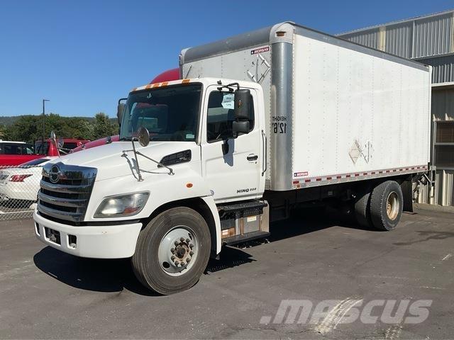 Hino 338 탑차 트럭
