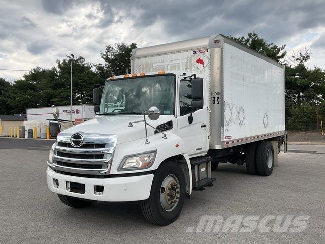 Hino 338 탑차 트럭