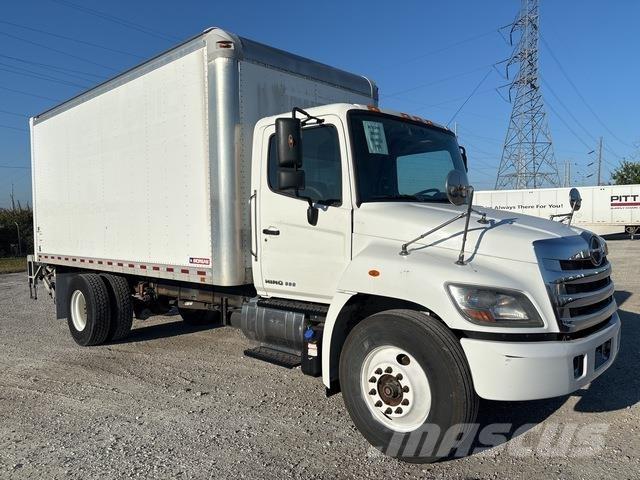 Hino 338 탑차 트럭