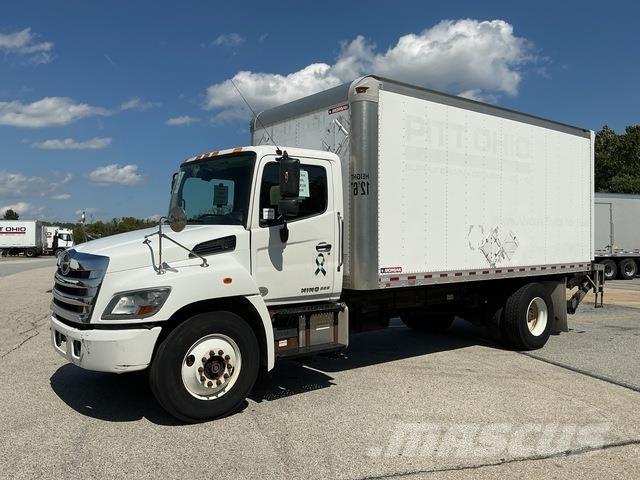 Hino 338 탑차 트럭