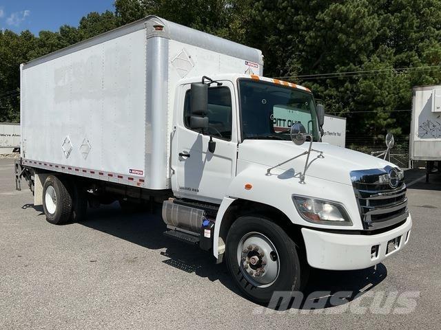 Hino 338 탑차 트럭