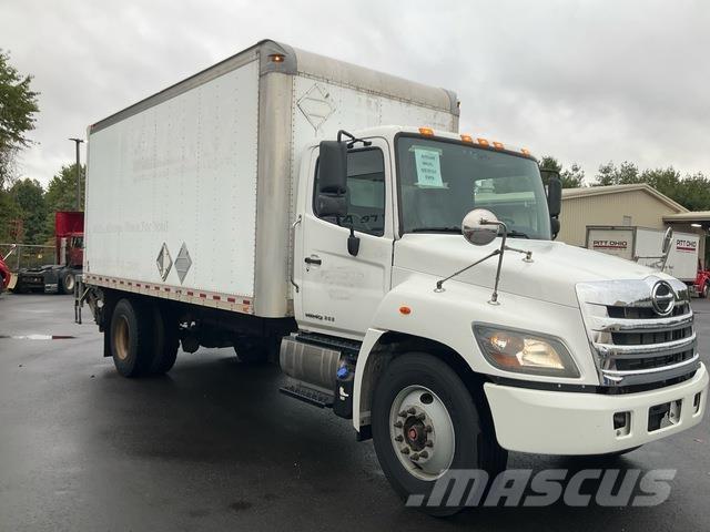 Hino 338 탑차 트럭