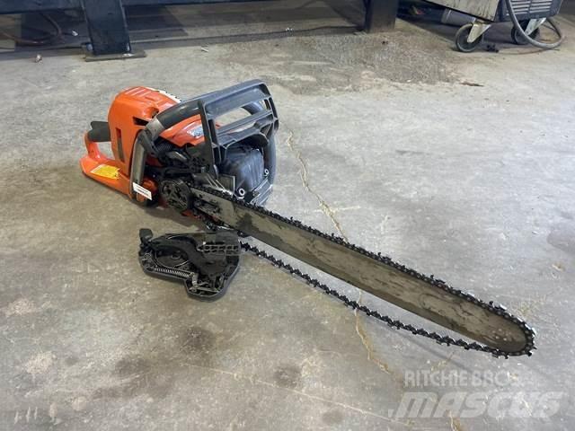 Husqvarna 555 건설 장비 - 기타