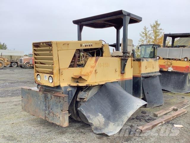 Hyster  공기 타이어 롤러