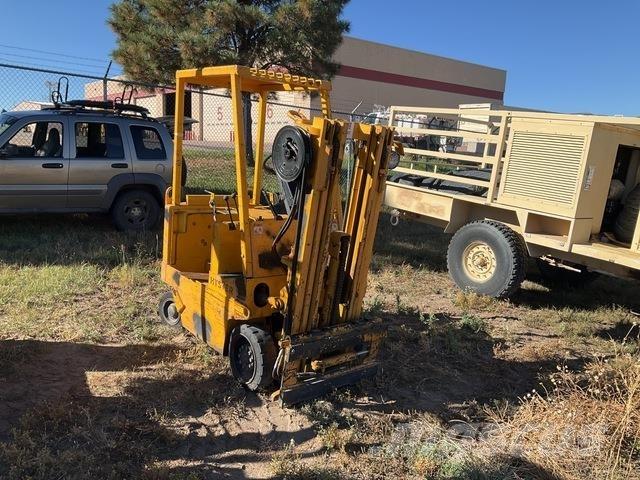 Hyster E25XL 전동 지게차