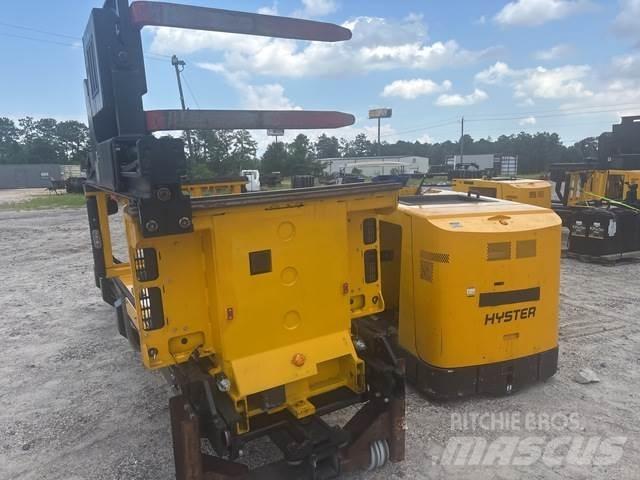 Hyster V30ZMU 미디엄 리프트 오더 피커