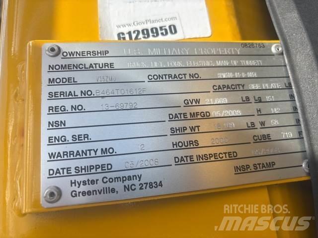 Hyster V35ZMU 미디엄 리프트 오더 피커