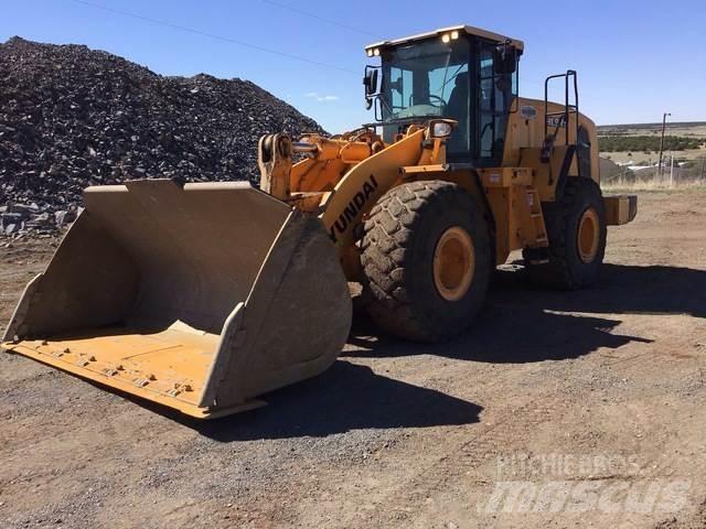 Hyundai HL975  휠로우더