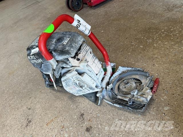  ICS 695XL 체인톱 및 예초기