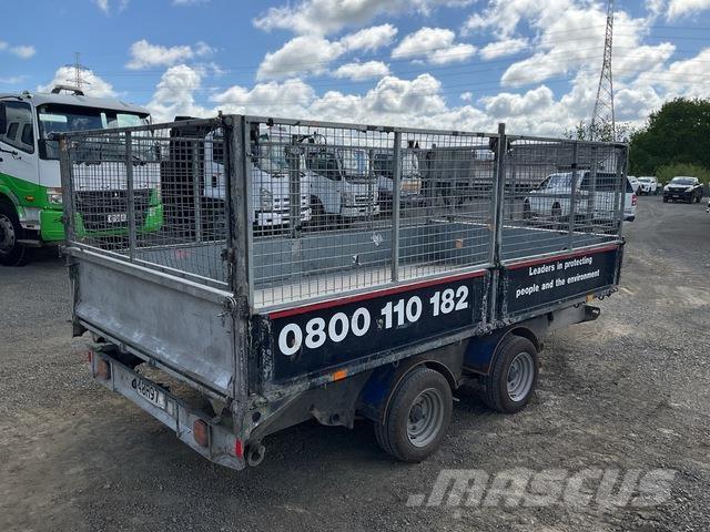 Ifor Williams  차량 운반용 트레일러