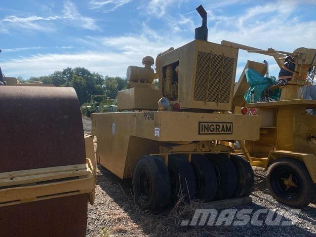 Ingram 9-3400 공기 타이어 롤러
