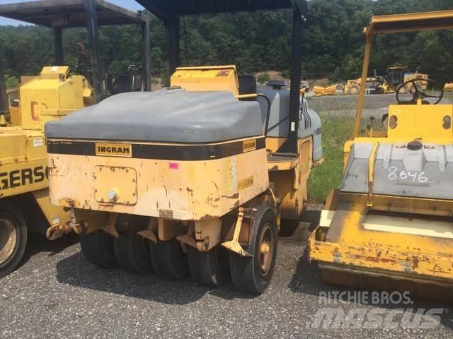Ingram AP915 공기 타이어 롤러