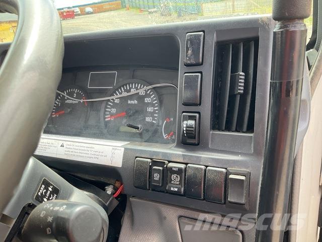 Isuzu ELF 덤프 트럭