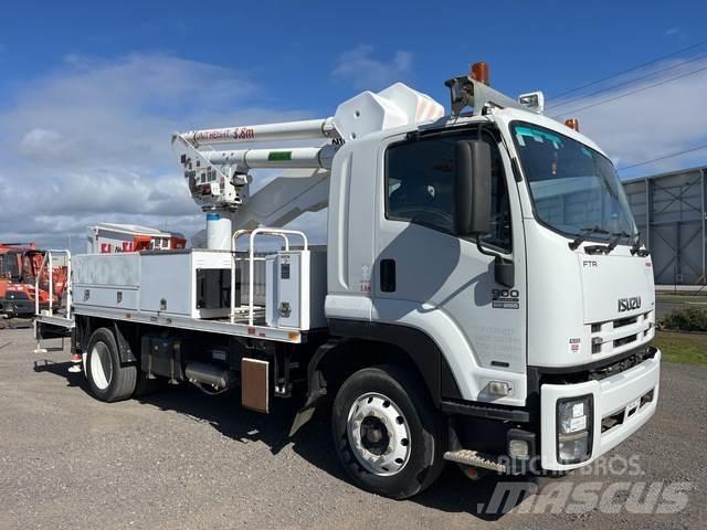 Isuzu FTR900 트럭 탑재 고소작업대