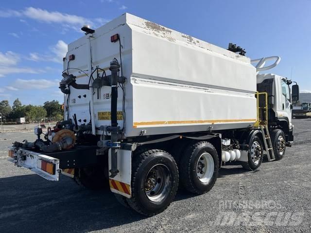 Isuzu FVH2000 급수차