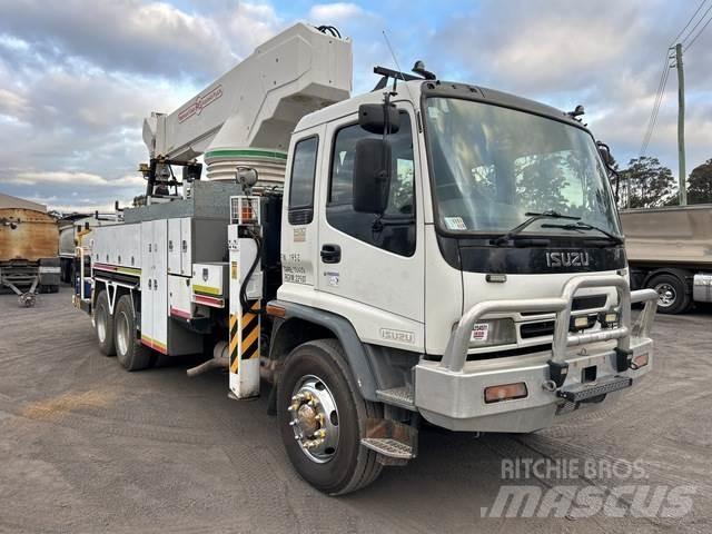 Isuzu FVZ 1400 트럭 탑재 고소작업대