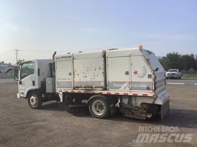 Isuzu NQR 청소 트럭