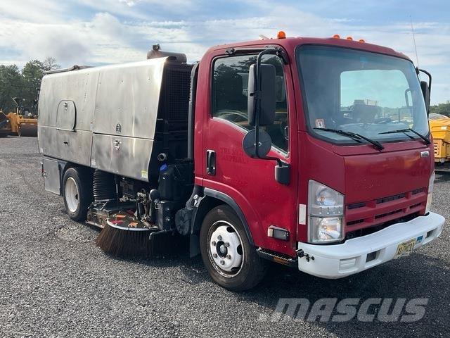 Isuzu NRR 청소 트럭