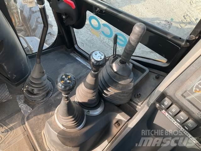 JCB 3DX 백호로더