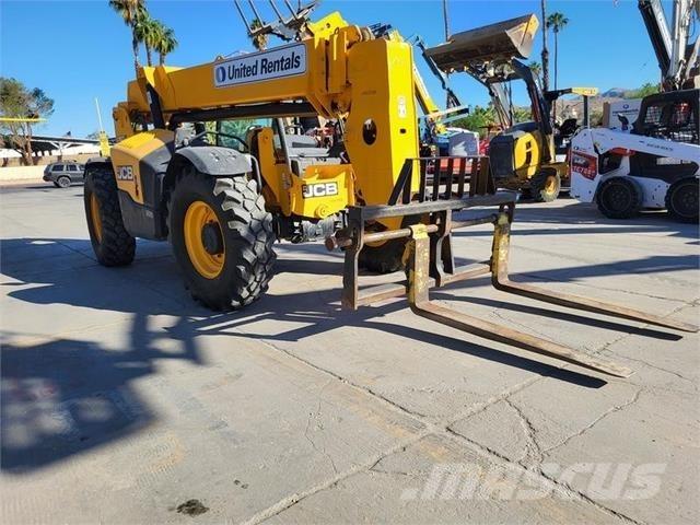 JCB 507-42 텔러 핸들러