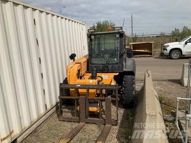 JCB 527-55 텔러 핸들러