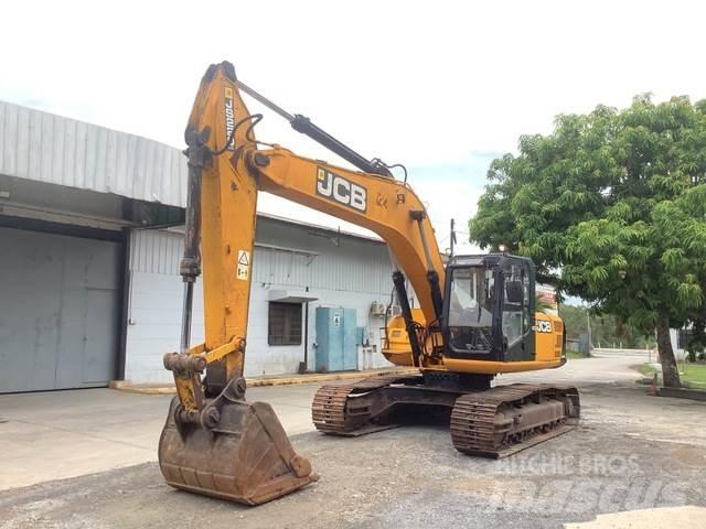 JCB JS220 대형 굴삭기 29톤 이상