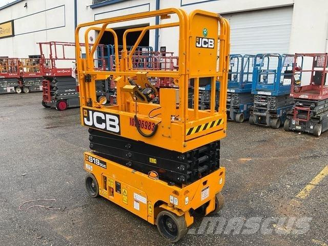 JCB S1930E 가위형 리프트