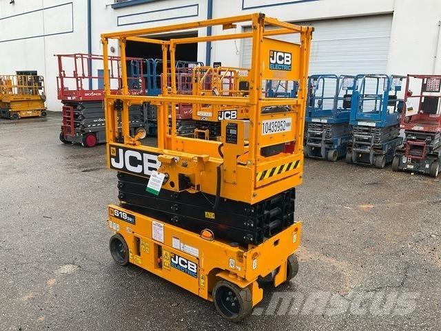 JCB S1932E 가위형 리프트