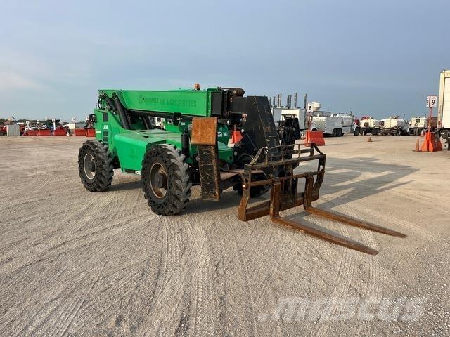 JLG 10042 텔러 핸들러