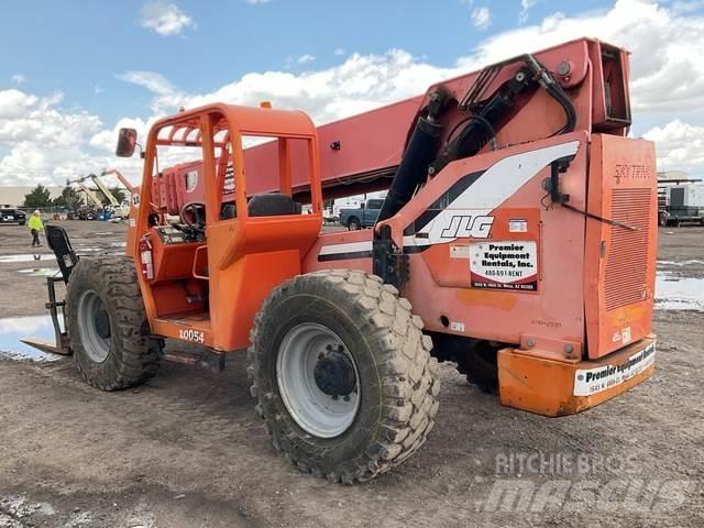 JLG 10054 텔러 핸들러