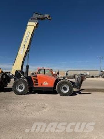 JLG 1055 텔러 핸들러