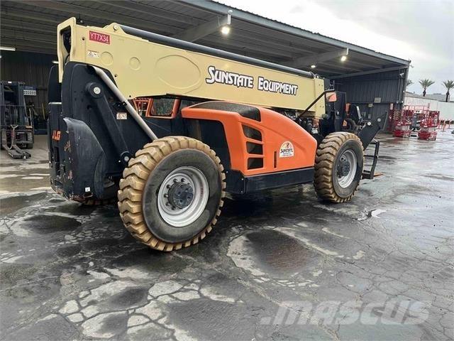 JLG 1055 텔러 핸들러