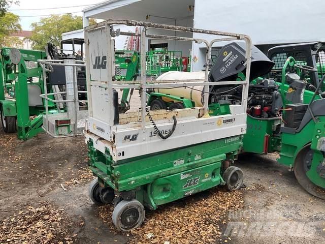 JLG 1930ES 가위형 리프트