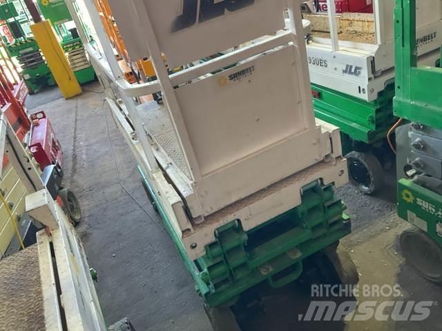 JLG 1930ES 가위형 리프트
